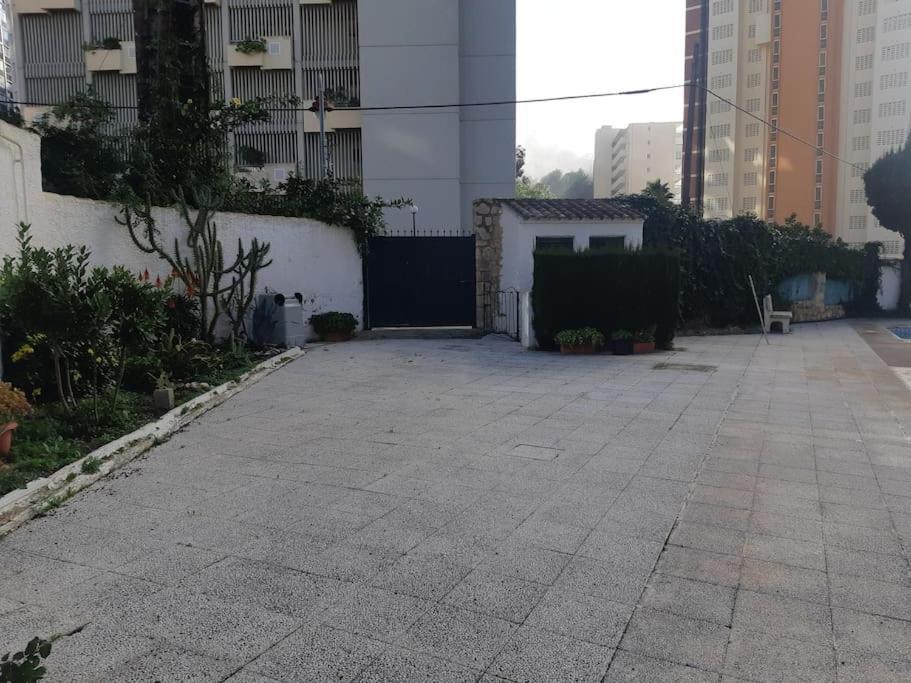 Beautiful Residential Apartment With Pool بينايدورم المظهر الخارجي الصورة
