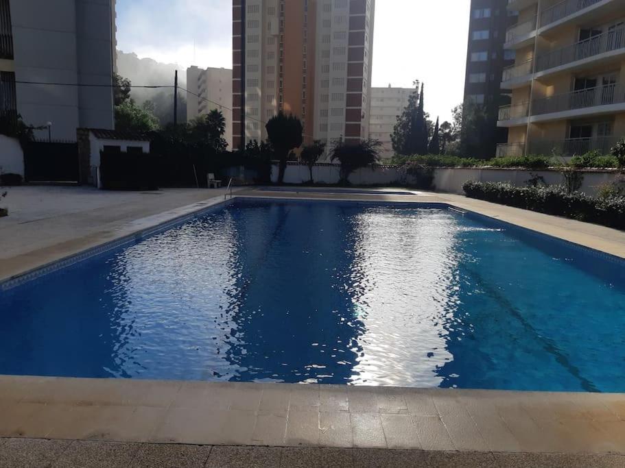 Beautiful Residential Apartment With Pool بينايدورم المظهر الخارجي الصورة