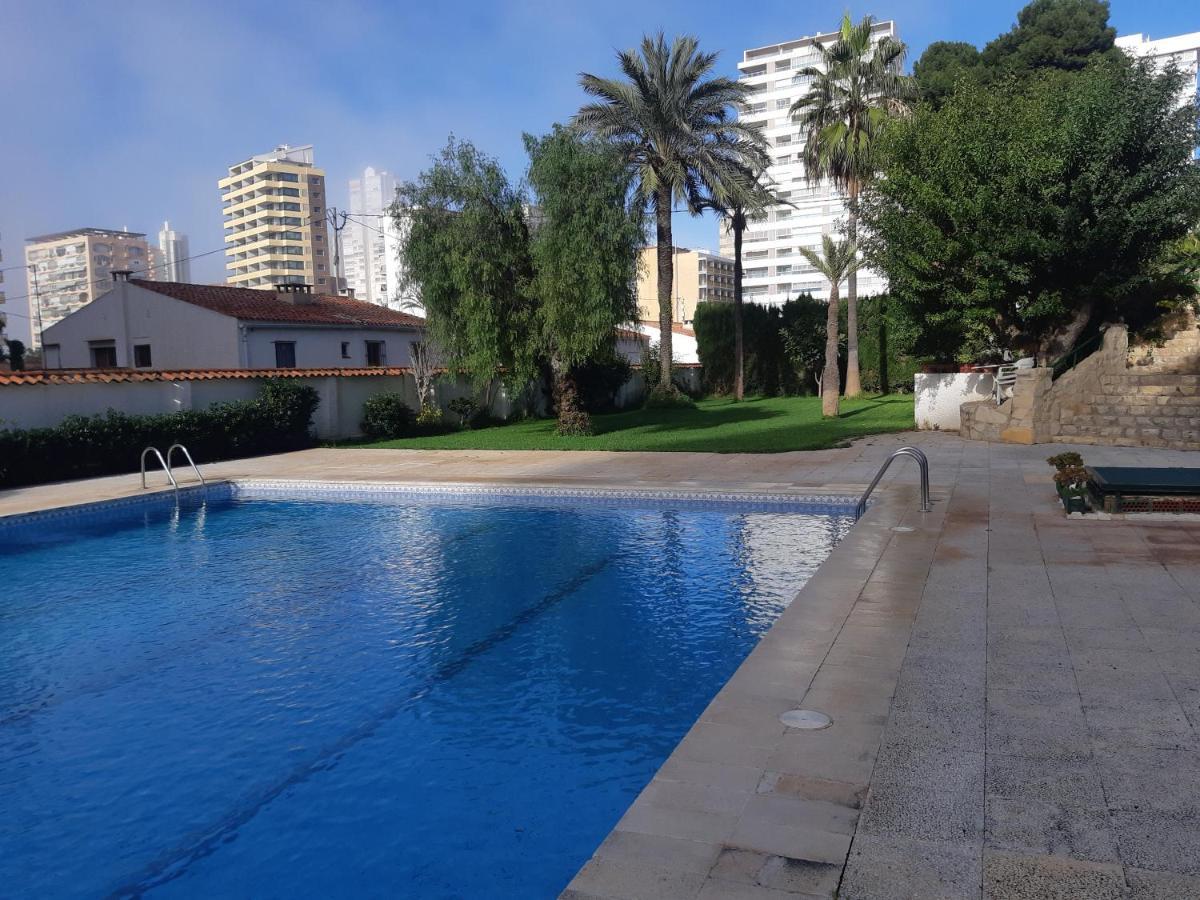Beautiful Residential Apartment With Pool بينايدورم المظهر الخارجي الصورة